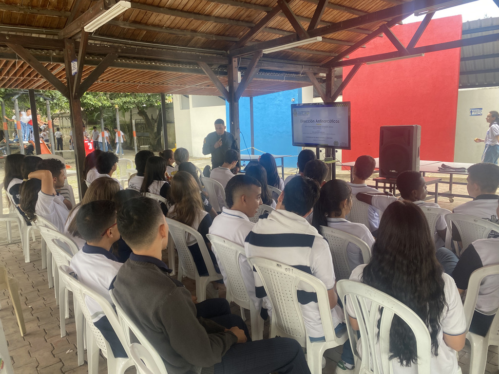 Visita Unidad Antinarcóticos 2023 foto 18